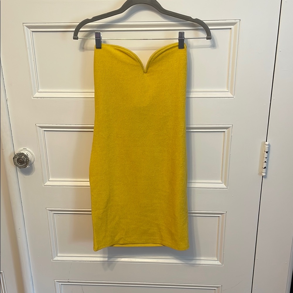H&M Yellow Sweetheart Sheath Cocktail Dress